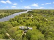 Waterfront lifestyle - Tisbury Great Pond family compound.