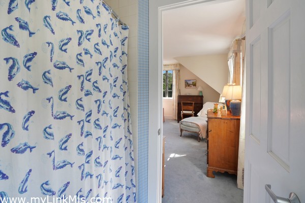 2nd floor full bath