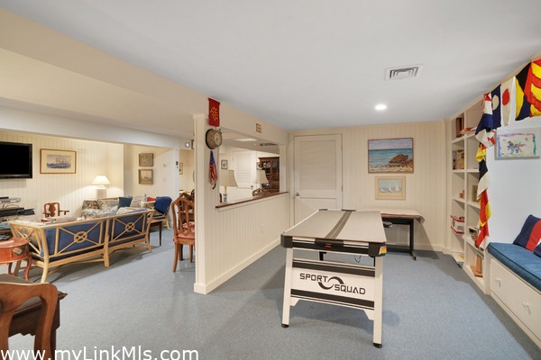 lower level game room