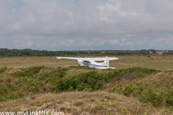 Enjoy a bite at the Katama Kitchen and watch the planes at the airfield