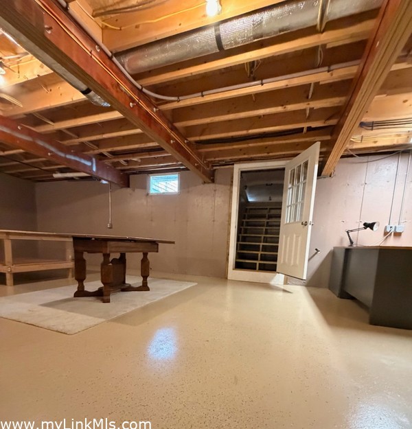 Door leading to clamshell bulkhead from basement