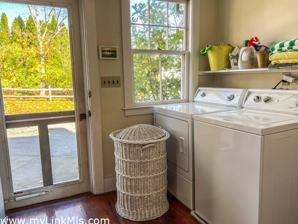 Rear entrance with laundry