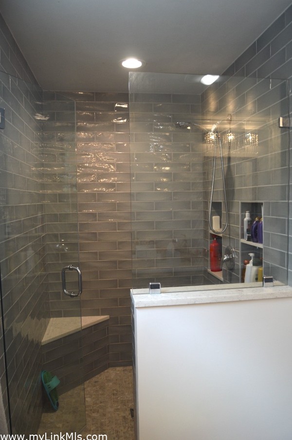 Primary bedroom shower