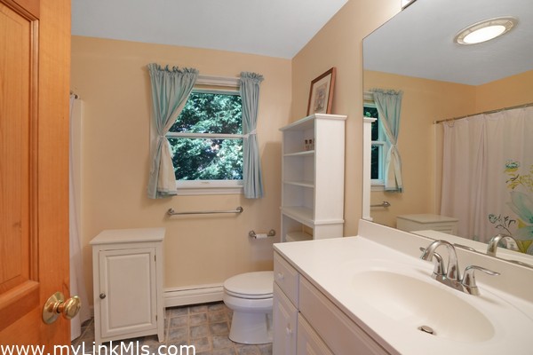 Full bath third floor