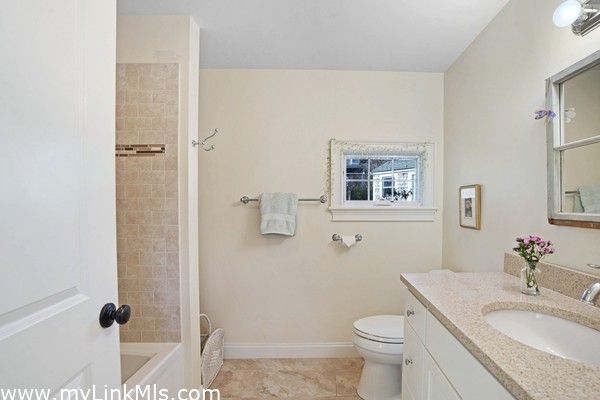 Bathroom #2
