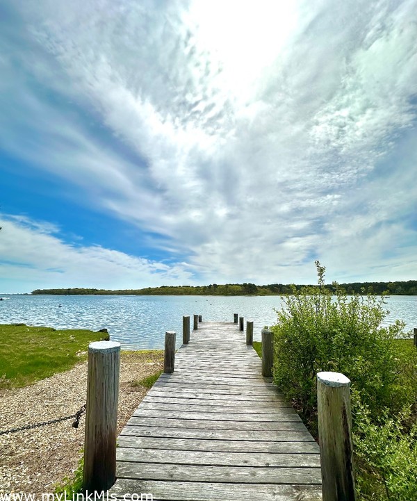 Saltwater Dock in Majors Cove