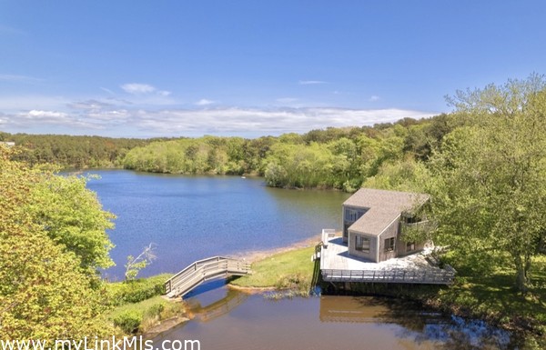 Club House and Wiggy's Pond