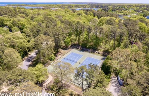 Tennis Courts and Pickleball