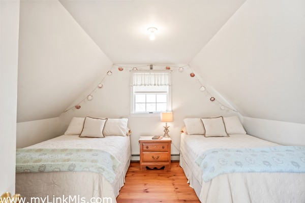 3rd Floor bonus room