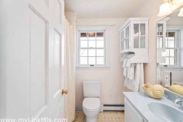 2nd Floor - full bath with tub and shower