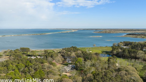 Stunning 3.7 acres in Farm Neck Golf Club