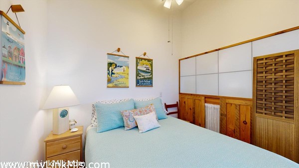 private sleep alcove
