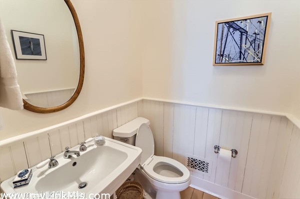 Powder Room