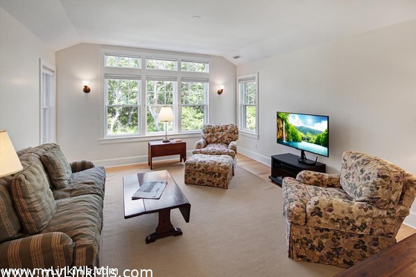 Bedroom Near Kitchen