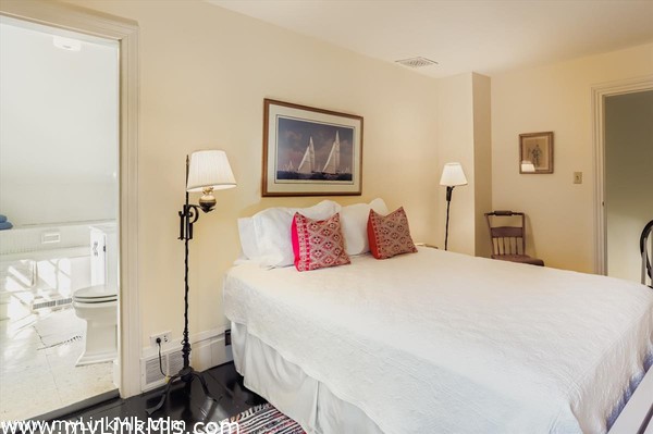 the second ensuite upstairs - bedroom #4