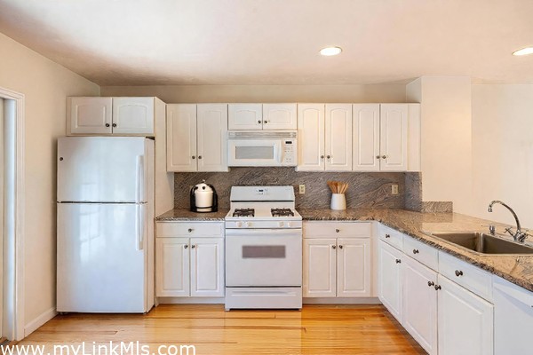 Gas stove upgrade - most units have electric only.