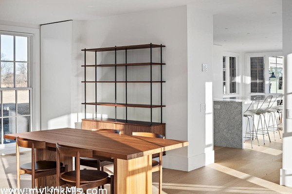 The Farmhouse Dining room