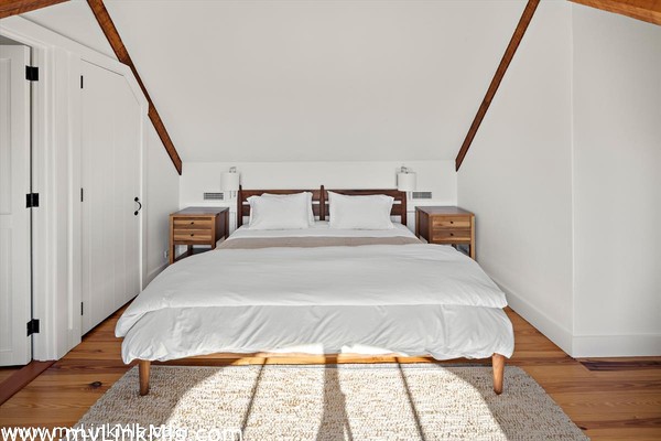 Guest House third floor Primary Bedroom