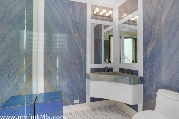 Powder room
