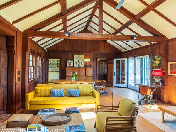 Living room towards the dining room