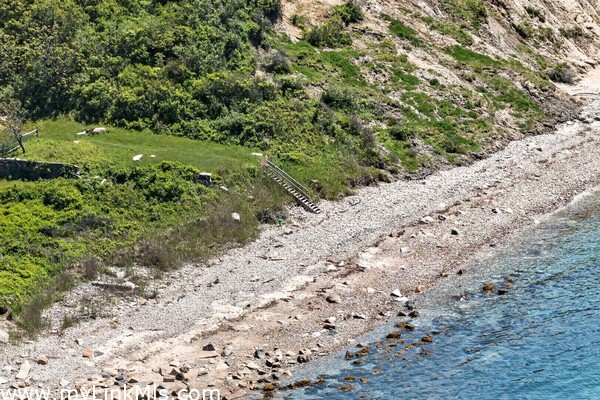 Private deeded rights to Brickyard Beach