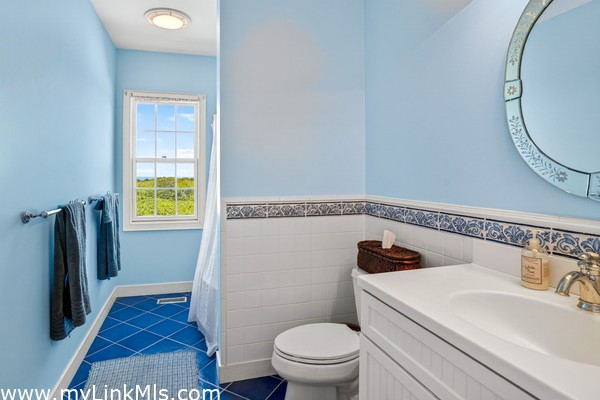 Full bathroom on first level