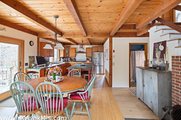 Open kitchen and dining area