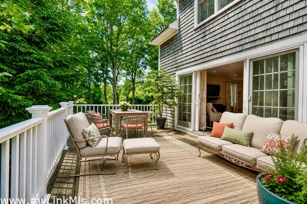 Deck off of living room