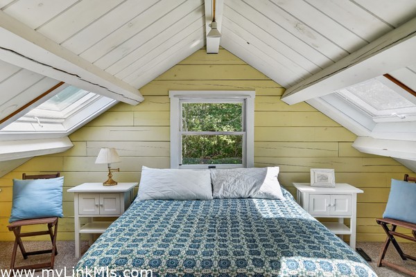 Main House, loft bedroom