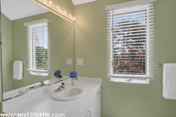 Primary Suite Full Bathroom #2
Virtually staged