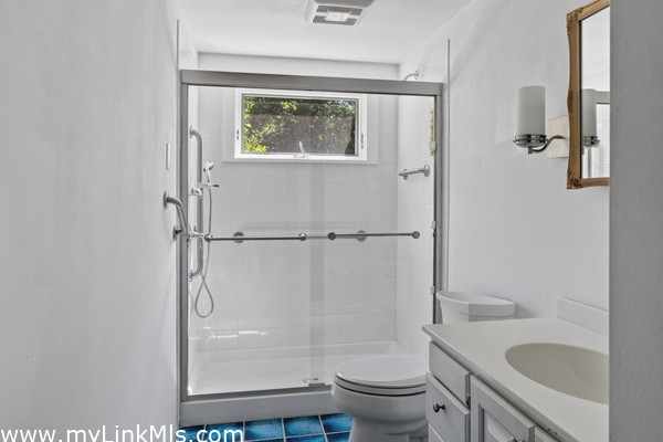 Bathroom with walk-in shower on 1st floor