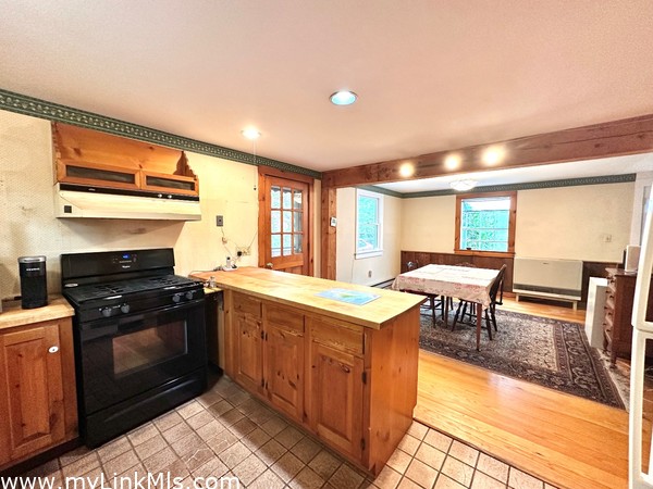 Open kitchen