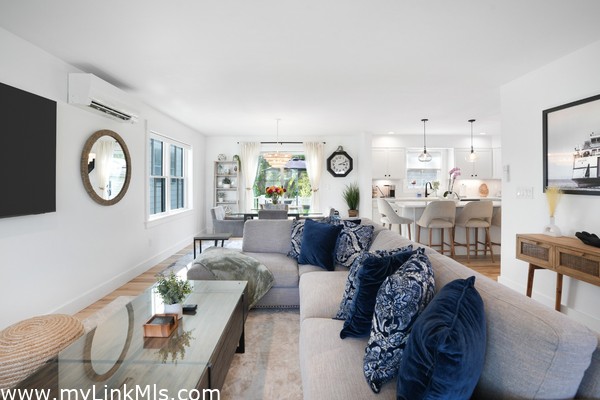 #33 Living Room