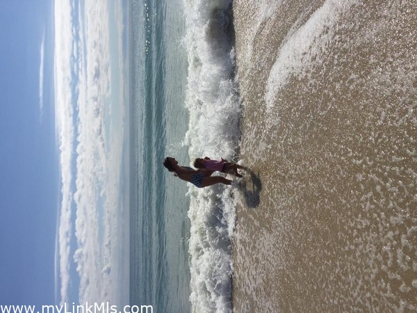 Summer Waves this day at Lucy Vincent Beach