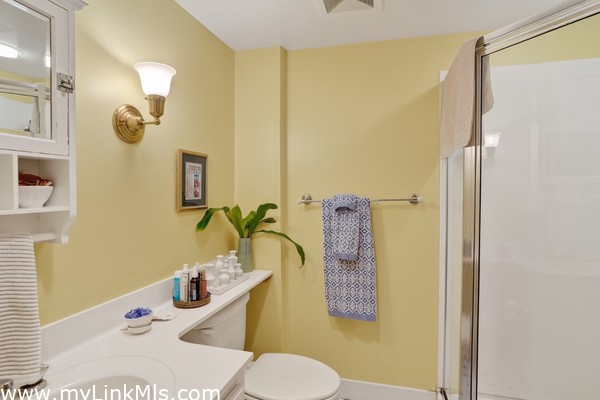 Main Bathroom