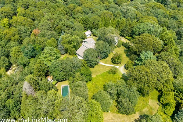 Main House, Studio, Pool, Garage