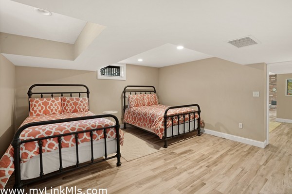 Bedroom 4 - Lower level