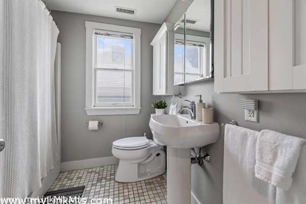 Full bathroom