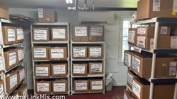 storage office room 11 x 19 with mini split ac/heat
