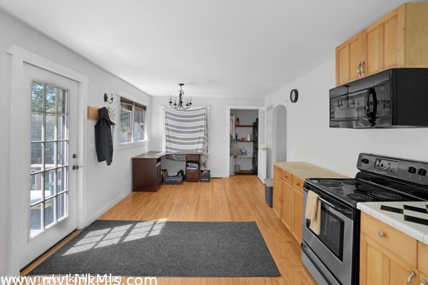 Kitchen to laundry