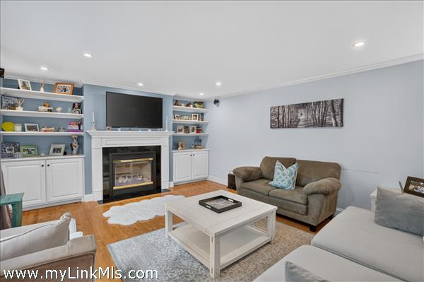Living room with gas fireplace