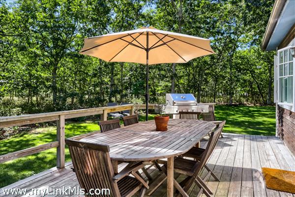Nice private deck with woodland views