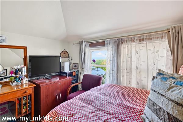 Second Floor Den