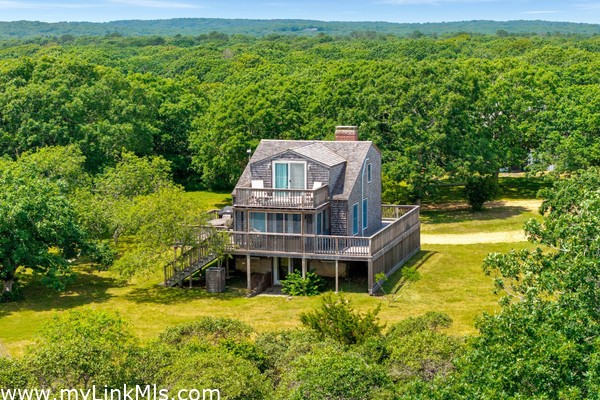 28 Black Point Road, Chilmark