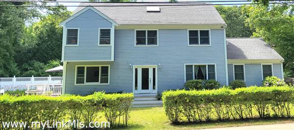 398 Main Street, Vineyard Haven