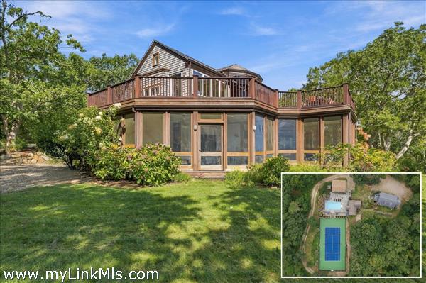 72 Chappaquiddick Avenue, Edgartown