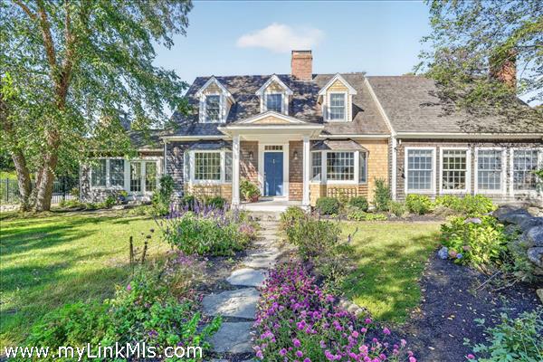 22 Bridge Lane, West Tisbury