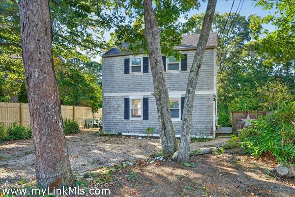 31 Beacon Avenue, Oak Bluffs